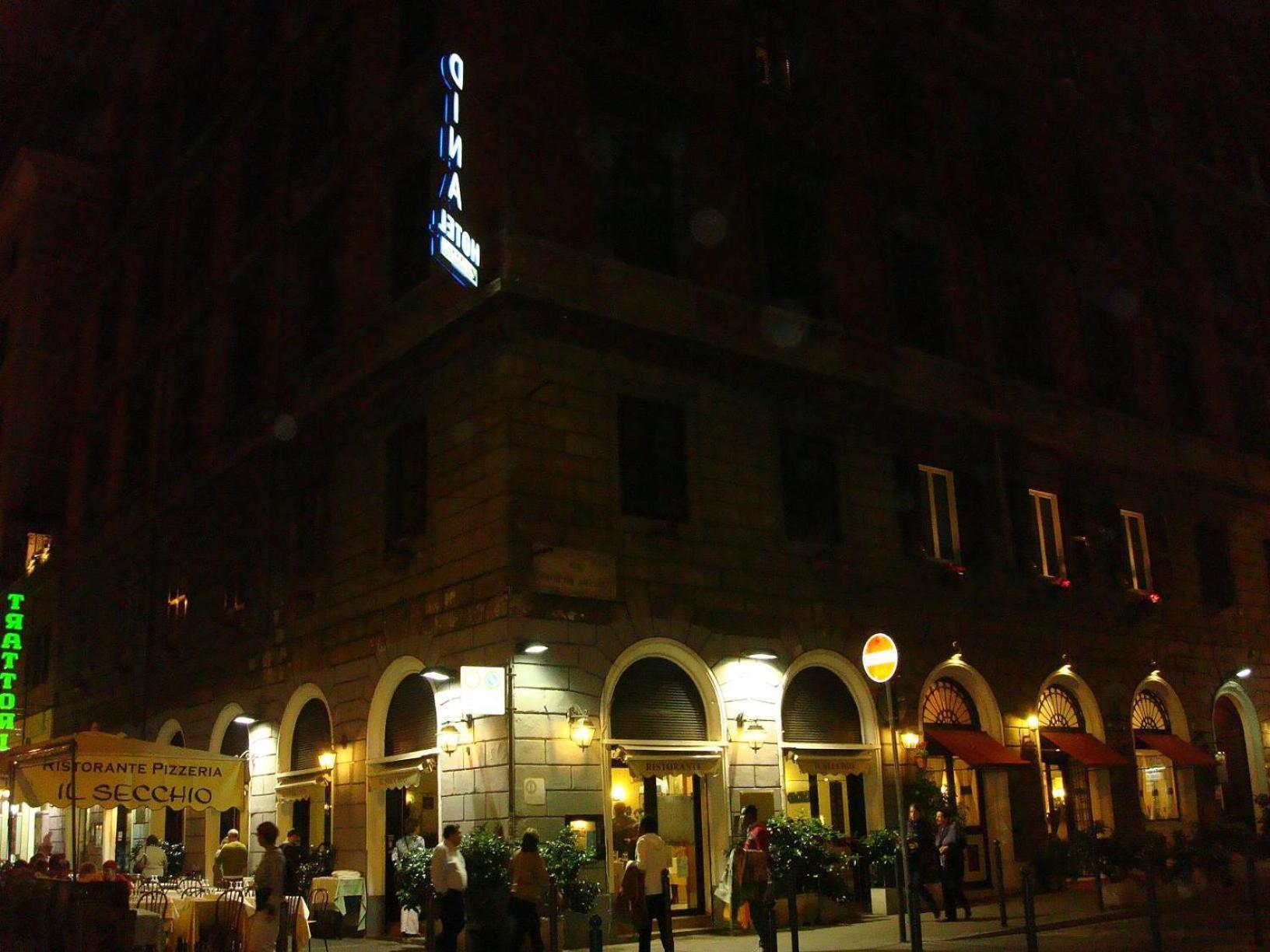 Hotel Dina — Fotos 2